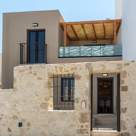 Zenia Living Luxury In Old Villa