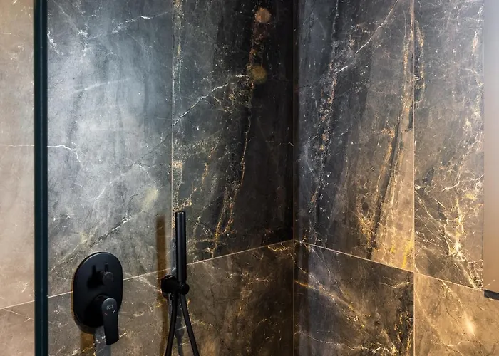 Zenia Living Luxury In Old