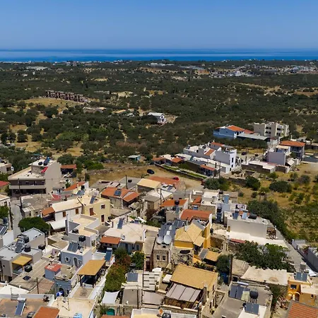 Zenia Living Luxury In Old Херсониссос