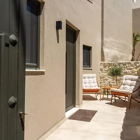 Zenia Living Luxury In Old Вилла