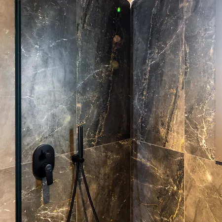 Zenia Living Luxury In Old