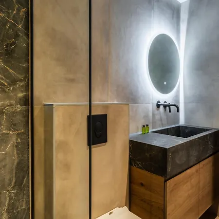 Zenia Living Luxury In Old Вилла